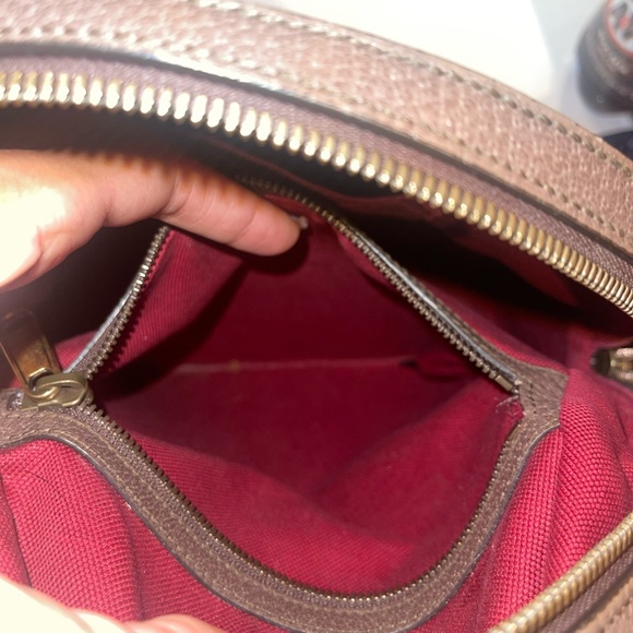 GUCCI X DISNEY GG SUPREME DONALD DUCK BACKPACK - Picture 13 of 13